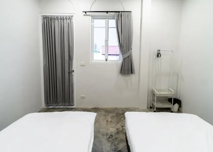 Pier 808 Albergue Banguecoque