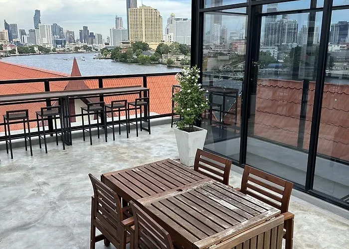 Albergue Pier 808
